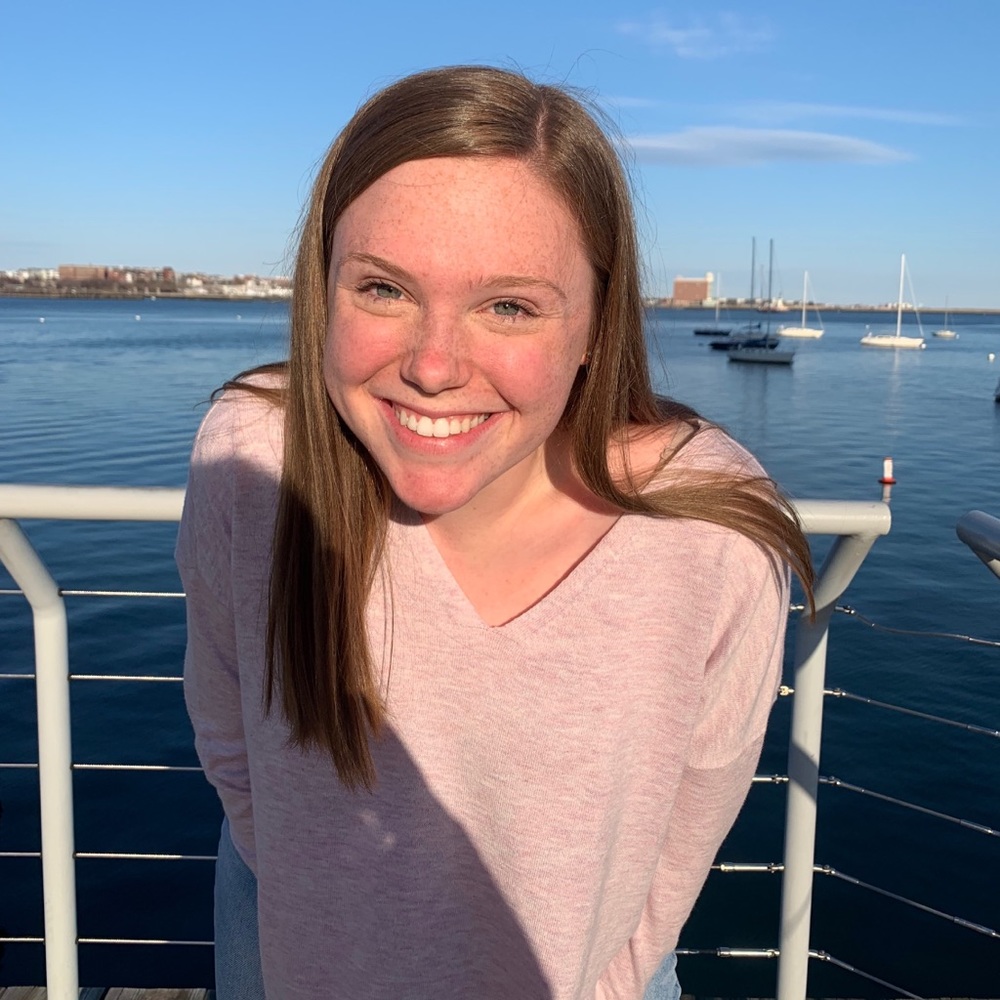 Meet your Posher, Courtney